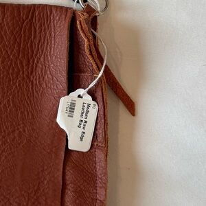 Compact Brown Mini Crossbody Bag with Adjustable Strap